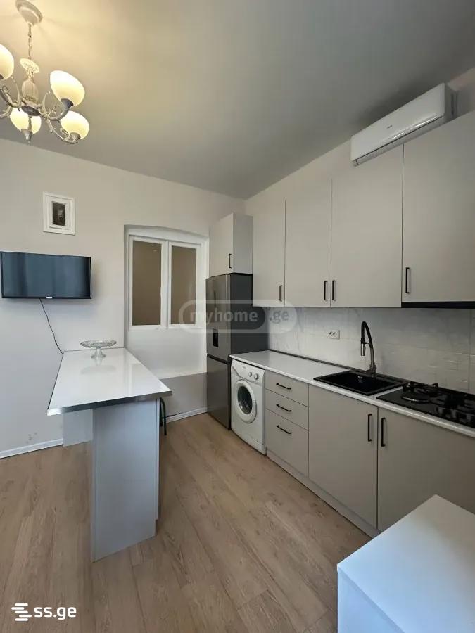 turgenev st. 4 - 2 rooms