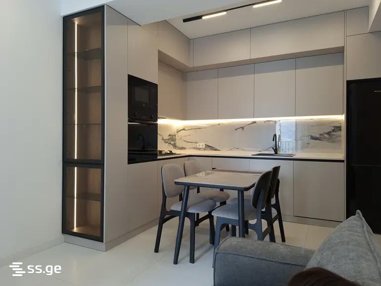 navtlugi st. 10 - 3 rooms