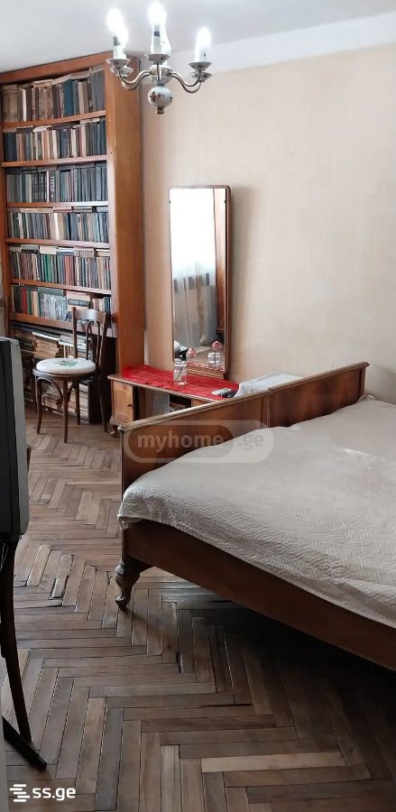 a.wereTlis avenue - 1 rooms