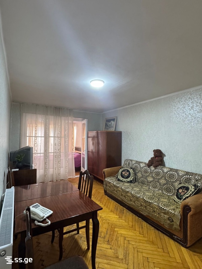 nucubidze st. 52 - 2 rooms