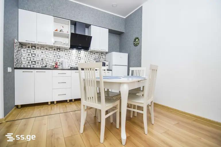i. nikoladze st. 5 - 2 rooms