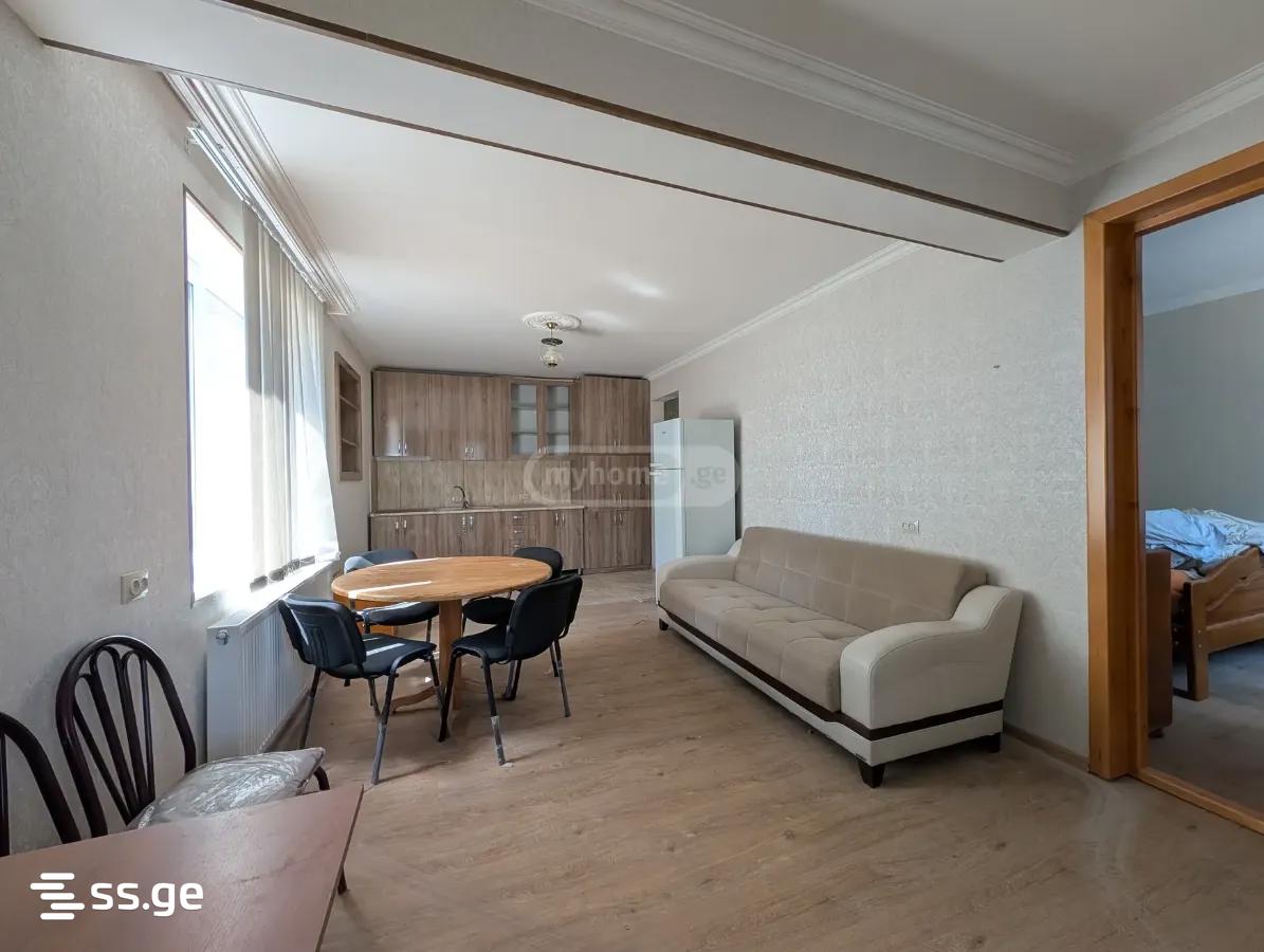 bagrat III st. 0 - 2 rooms
