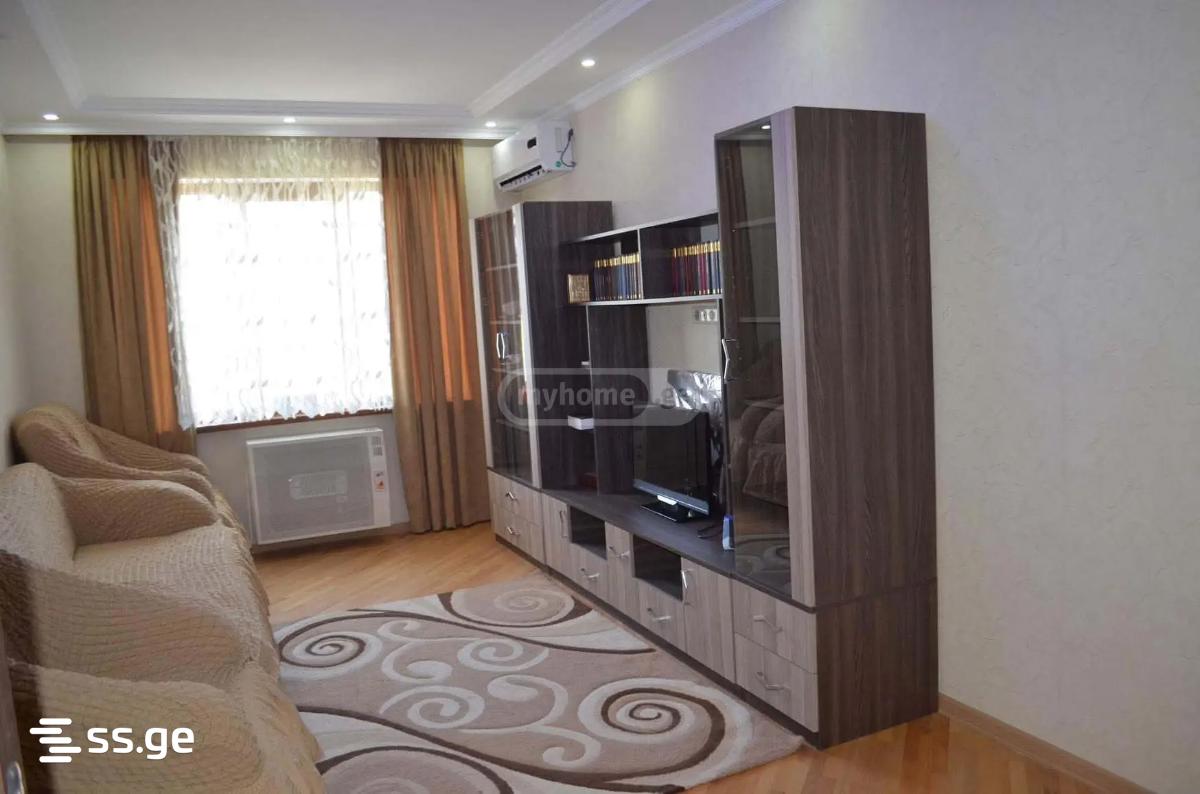24 - 3 rooms