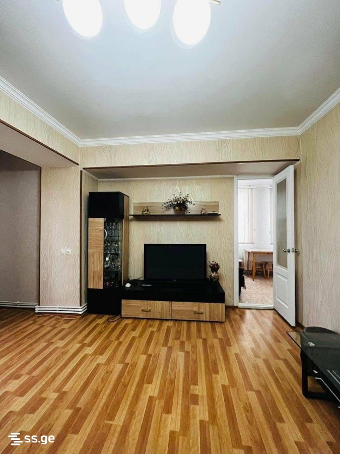 Ts. Dadiani st. (nadzaladevi) - 3 rooms
