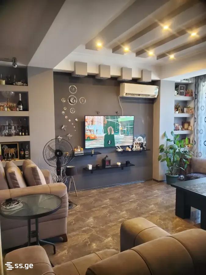 Arzakan Emukhvari st. - 3 rooms