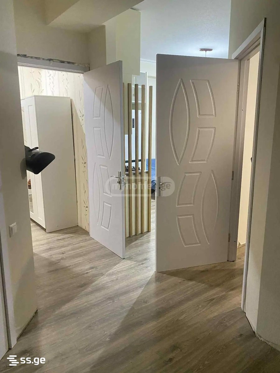gmiri kursantebi st. - 3 rooms
