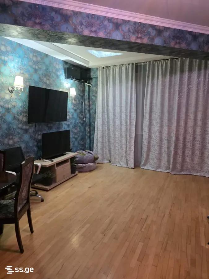 B.Kvernadze st. - 3 rooms