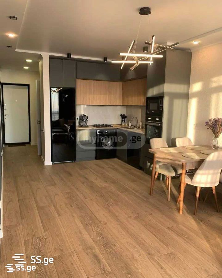 Vepkhistkaosnis st. 16 - 3 rooms