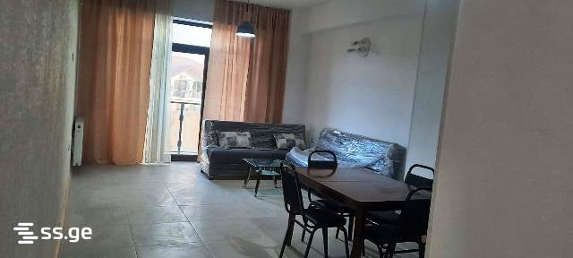 13 asureli mamis st. - 3 rooms