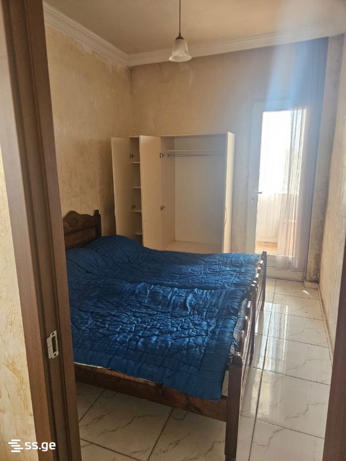 49 - 4 rooms