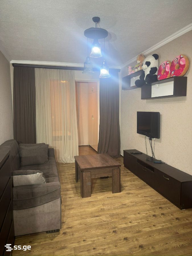 V Microdistrict - Gldani  19კორპუსი - 1 rooms