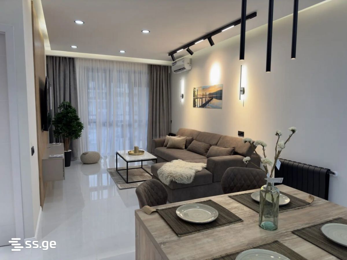 aslanidi st. 12 - 2 rooms