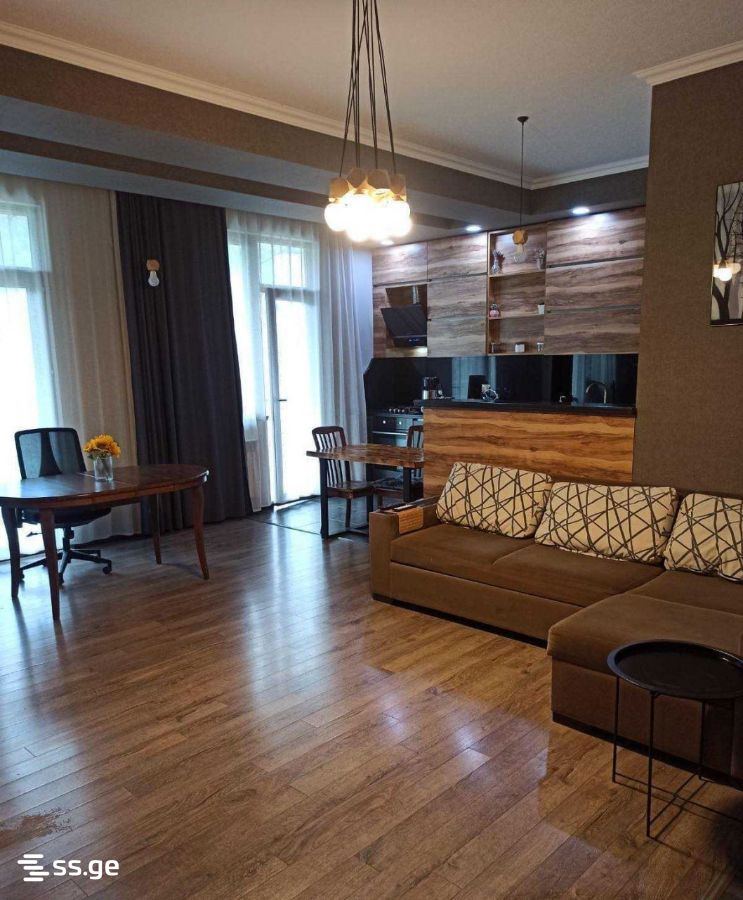 Politkovskaya St (jikia st.) 31 - 3 rooms