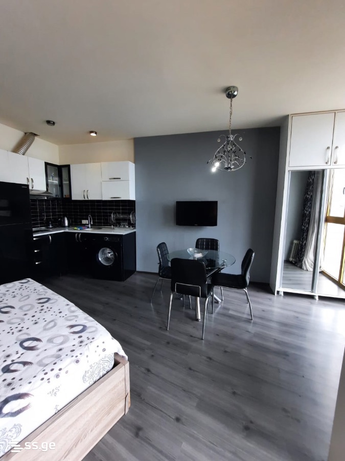 4 - 1 rooms