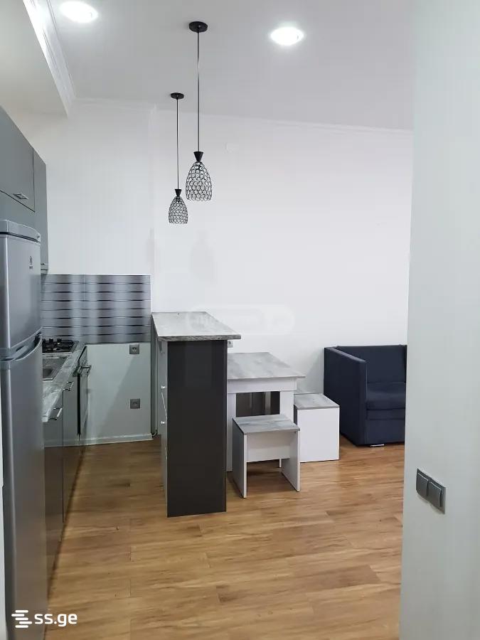 a. gelovani st. 100 - 2 rooms