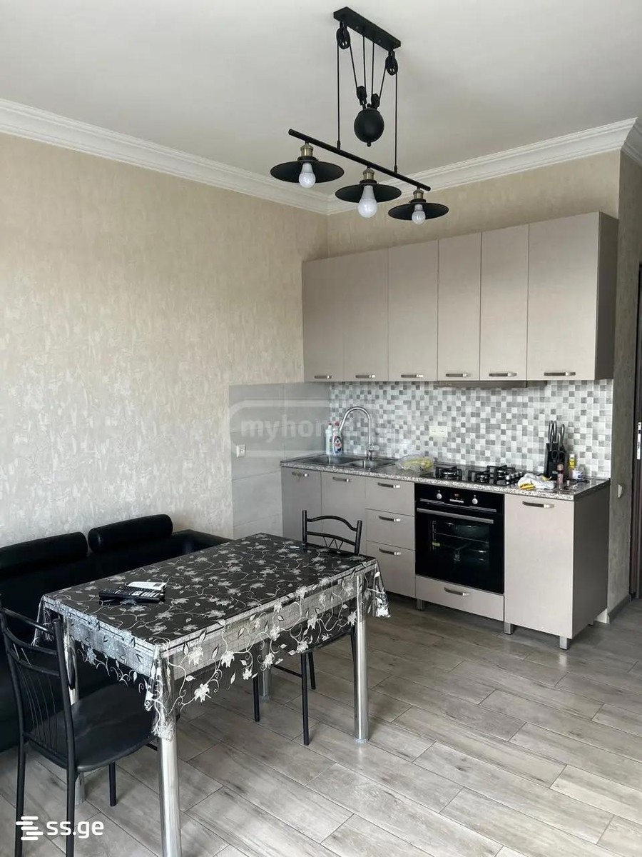 Ts. Dadiani st. (nadzaladevi) - 3 rooms