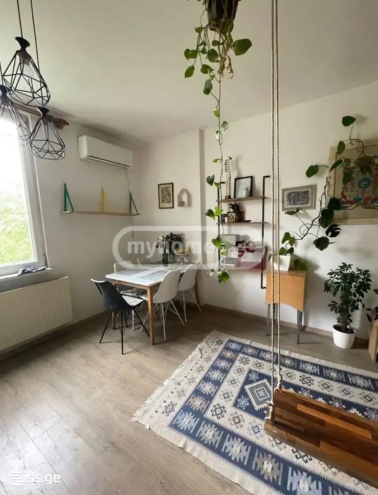 Archil Mephe st. - 3 rooms