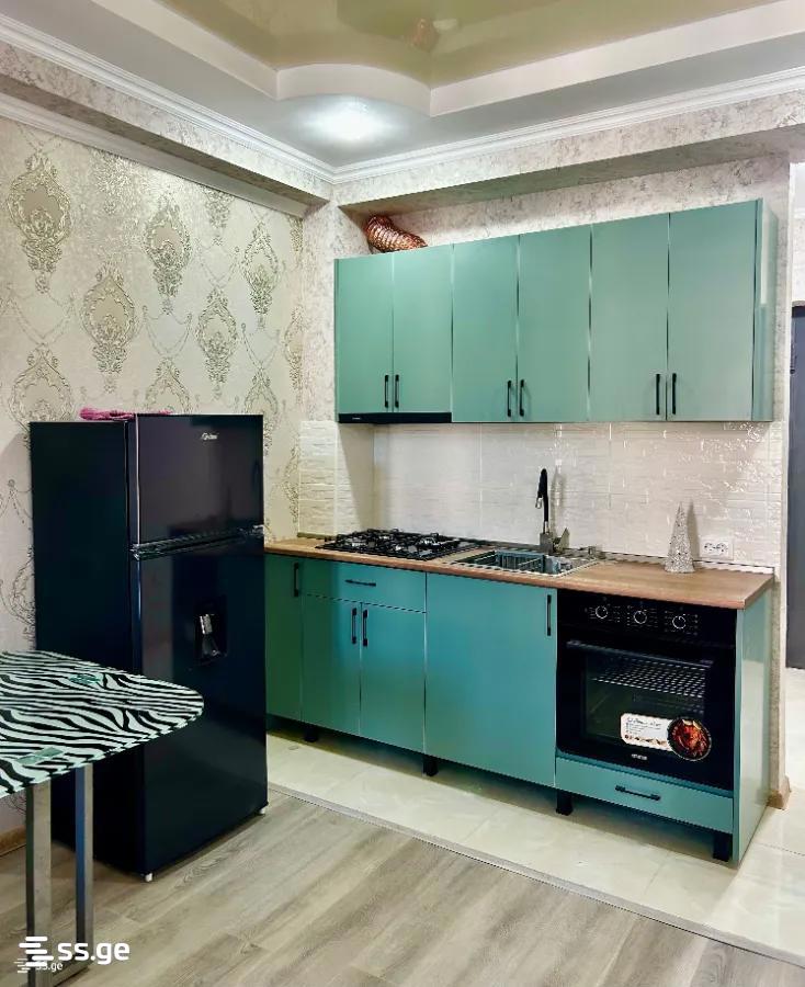 gmiri kursantebi st. 5ა - 3 rooms