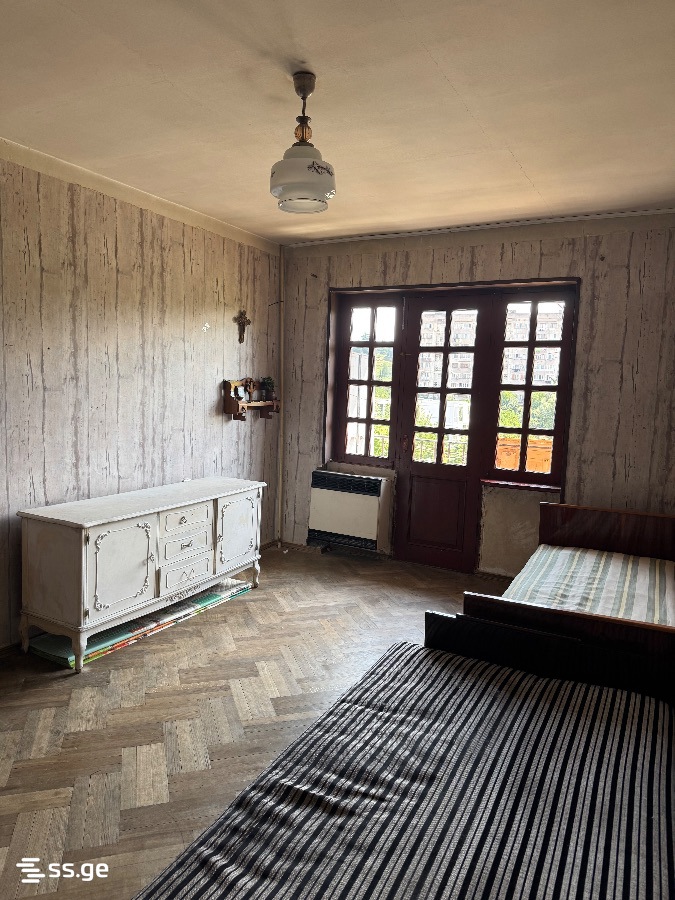 Micro. III, bl. V - Temka 35 - 1 rooms