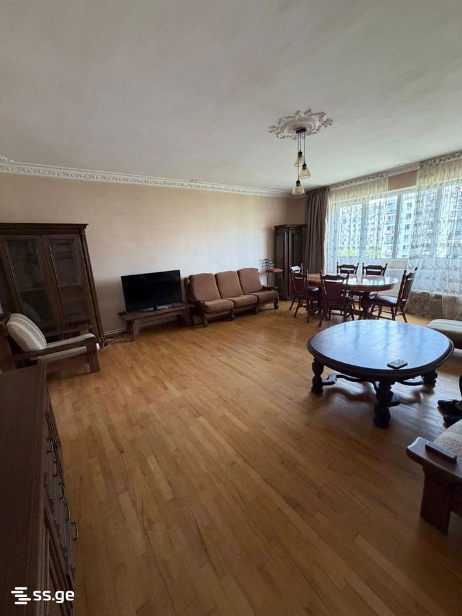 giorgi brtskinvale st. 9 - 4 rooms