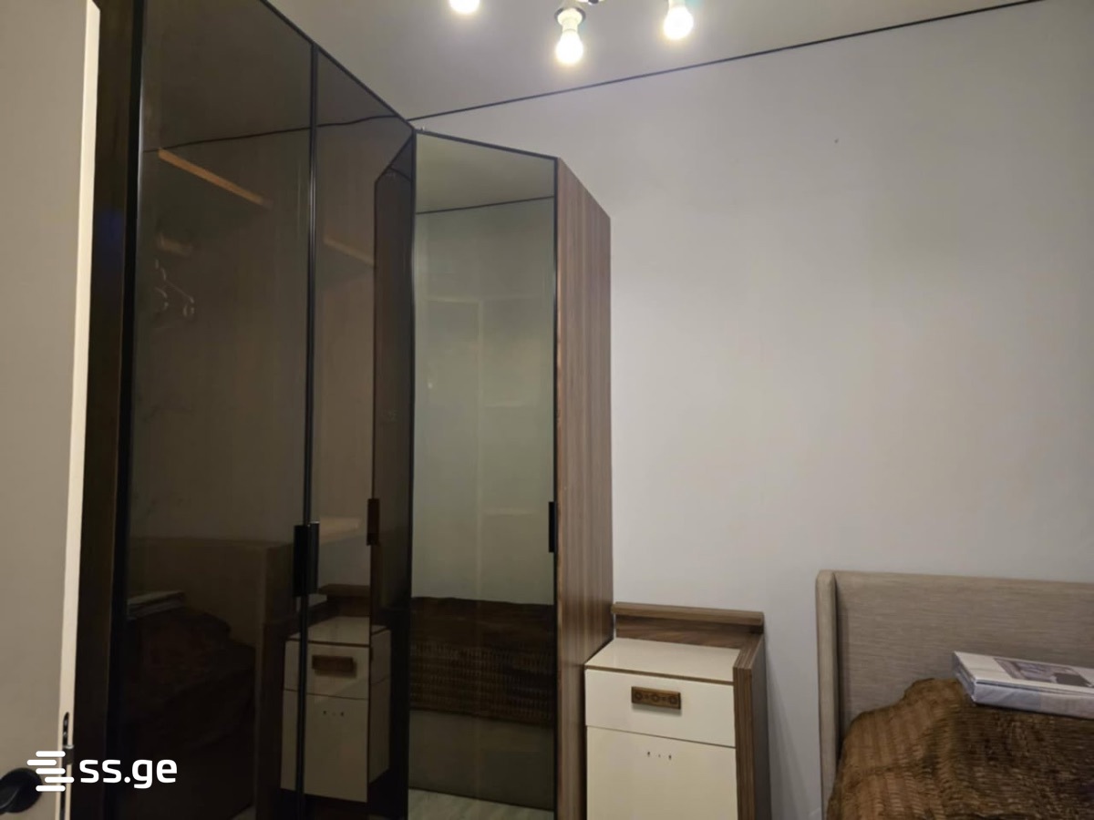 Chavchavadze st. 2 - 3 rooms