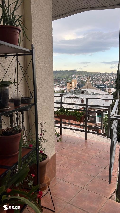 gergeti st. - 4 rooms