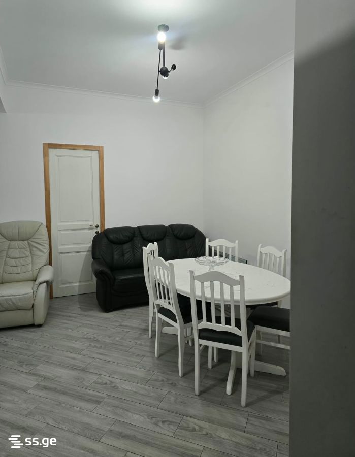 Avsahni st. 2 - 3 rooms