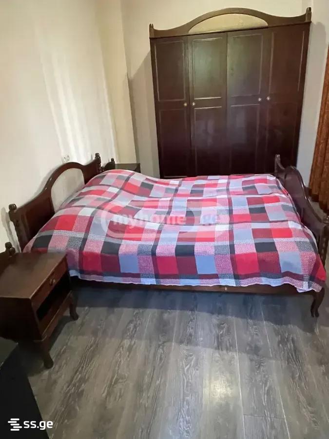 giorgi brtskinvale st. - 3 rooms