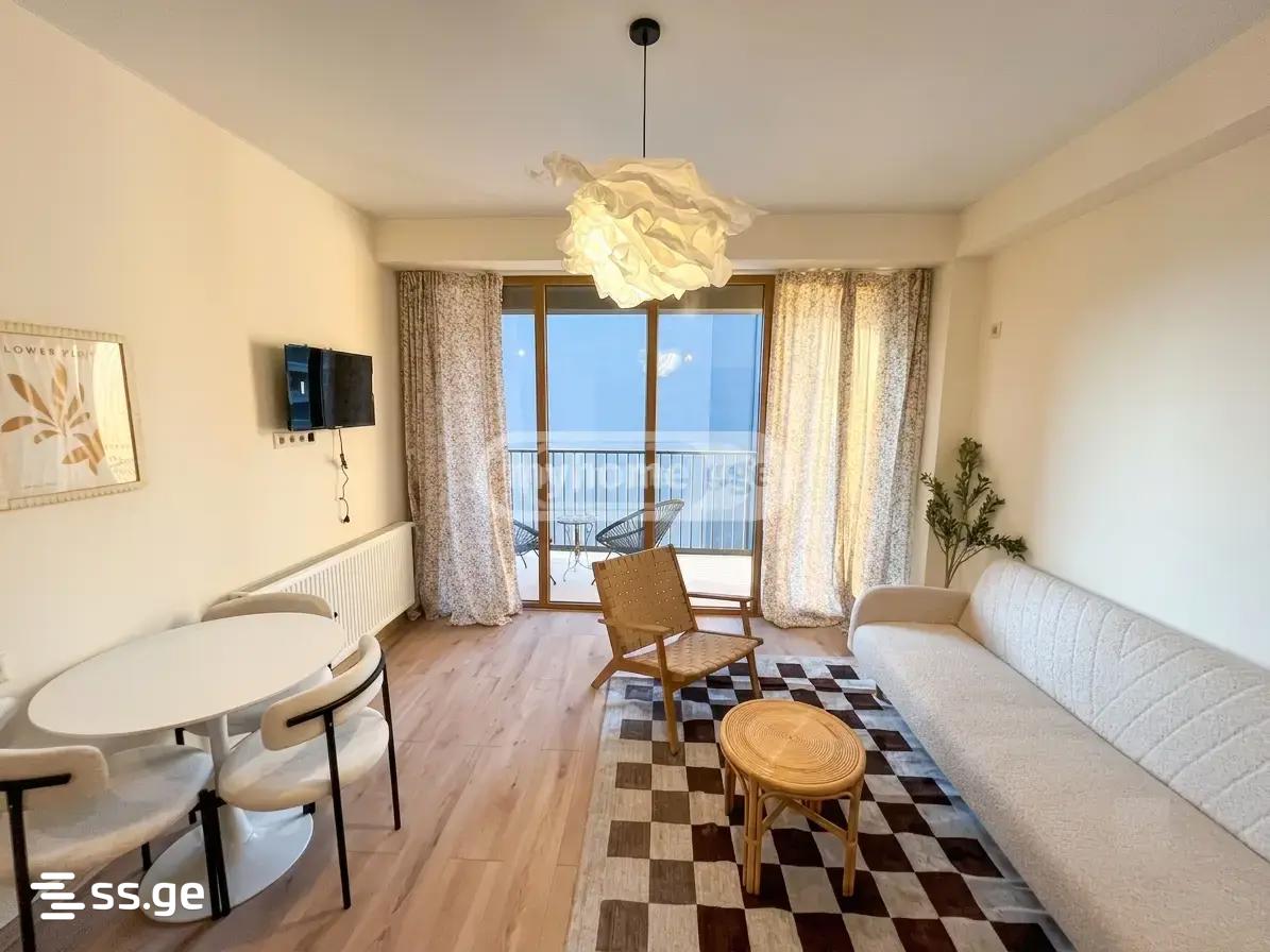 Bob walsh st. - 2 rooms