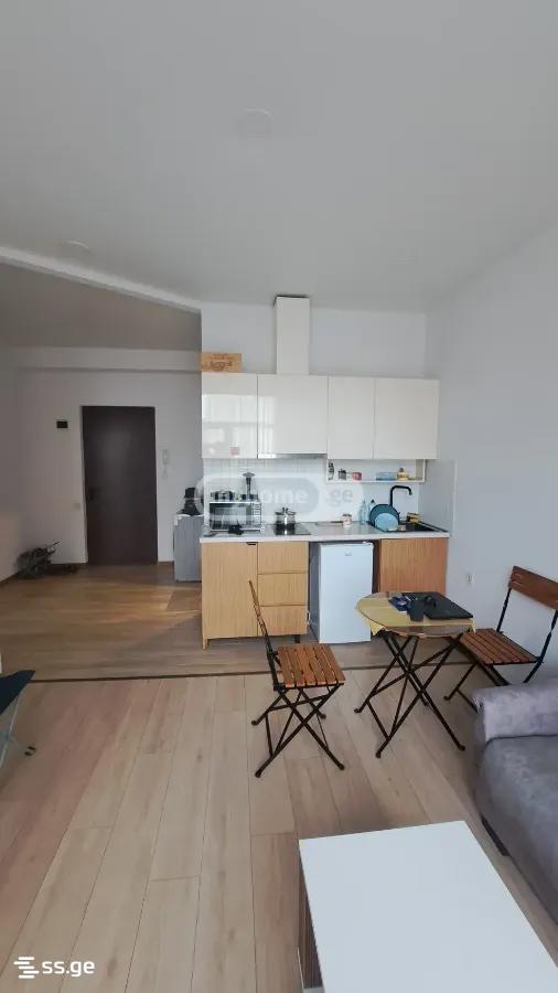 a.wereTlis avenue - 2 rooms