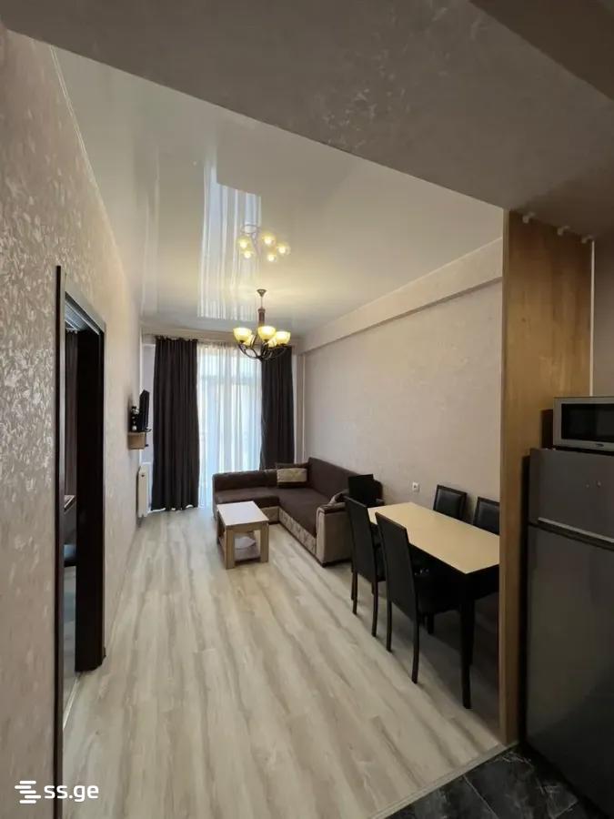 Vepkhistkaosnis st. - 3 rooms