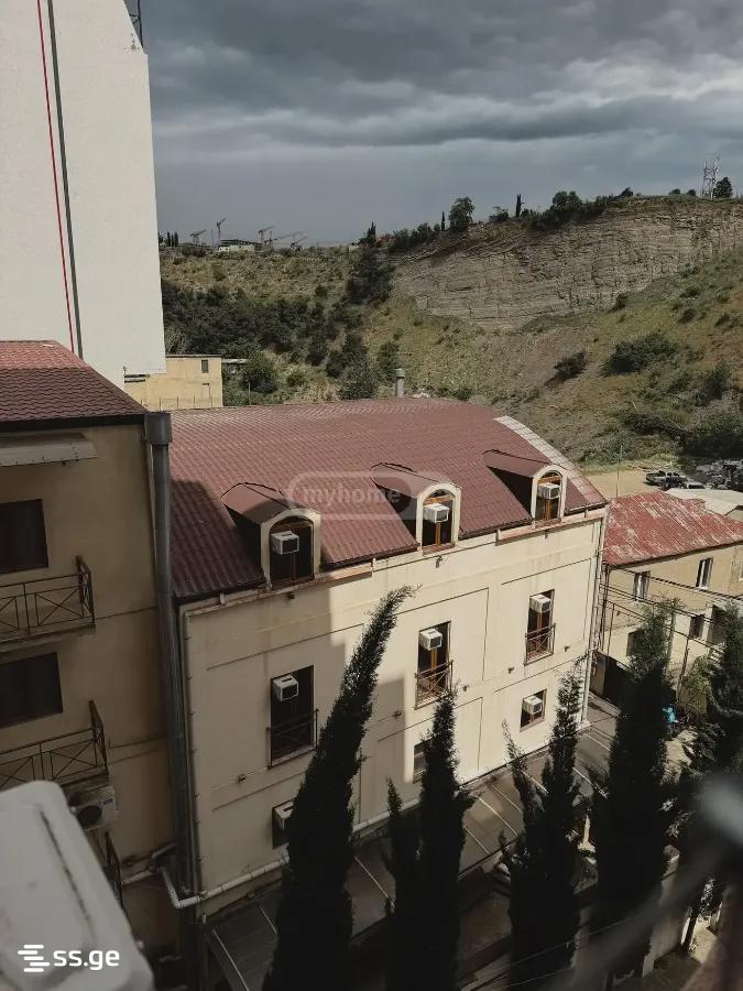 Svanidze st. 4 - 3 rooms