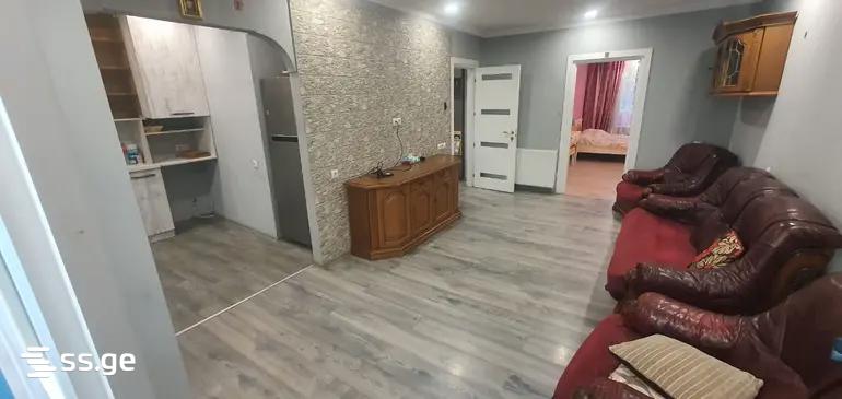 nucubidze st. 221 - 3 rooms