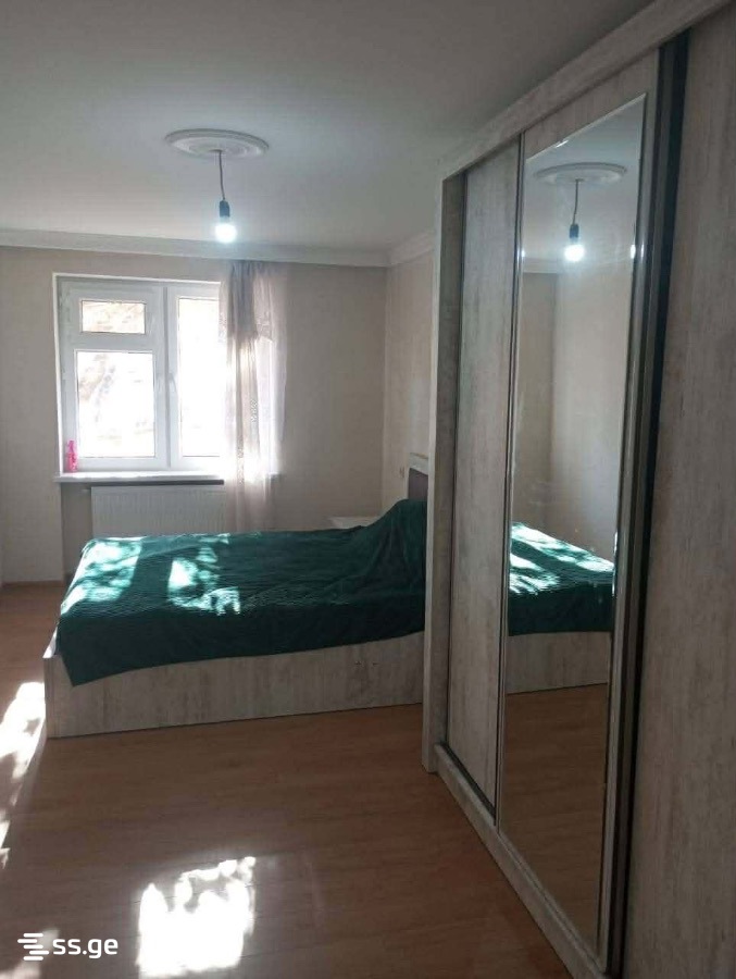 4 - 3 rooms