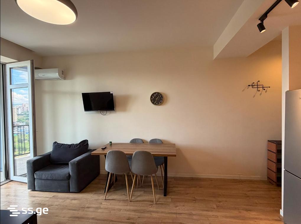 navtlugi st. . - 3 rooms