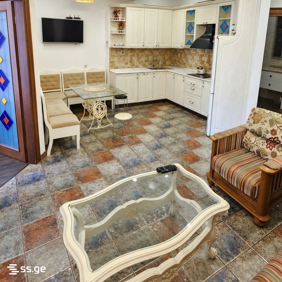 Sherif Khimshiashvili Ave 1 - 3 rooms