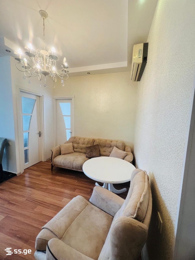 Sh. Inasaridze St. 15 - 3 rooms