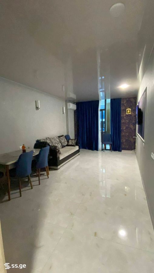 6 - 2 rooms