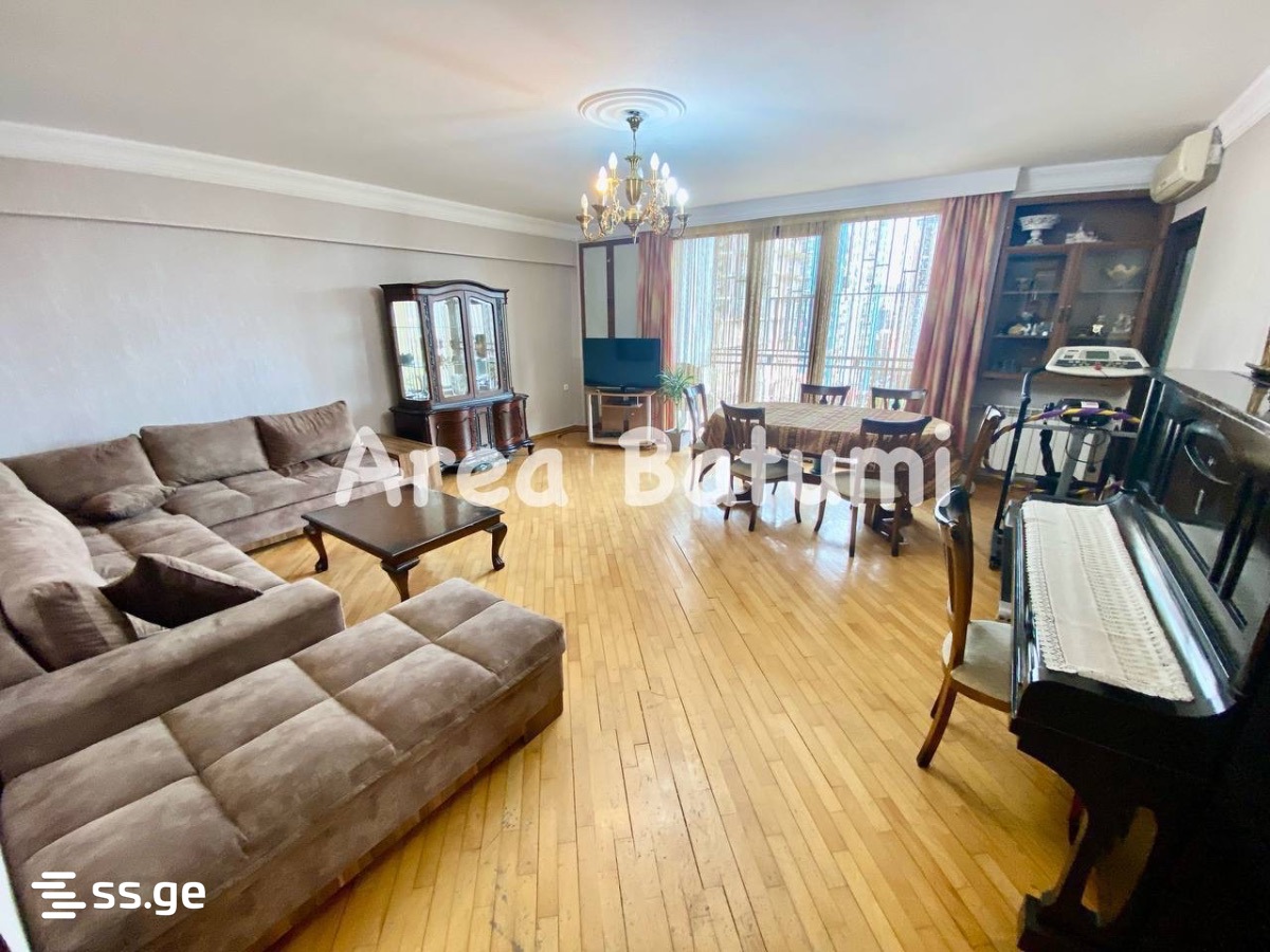 Chavchavadze st. 78 - 4 rooms