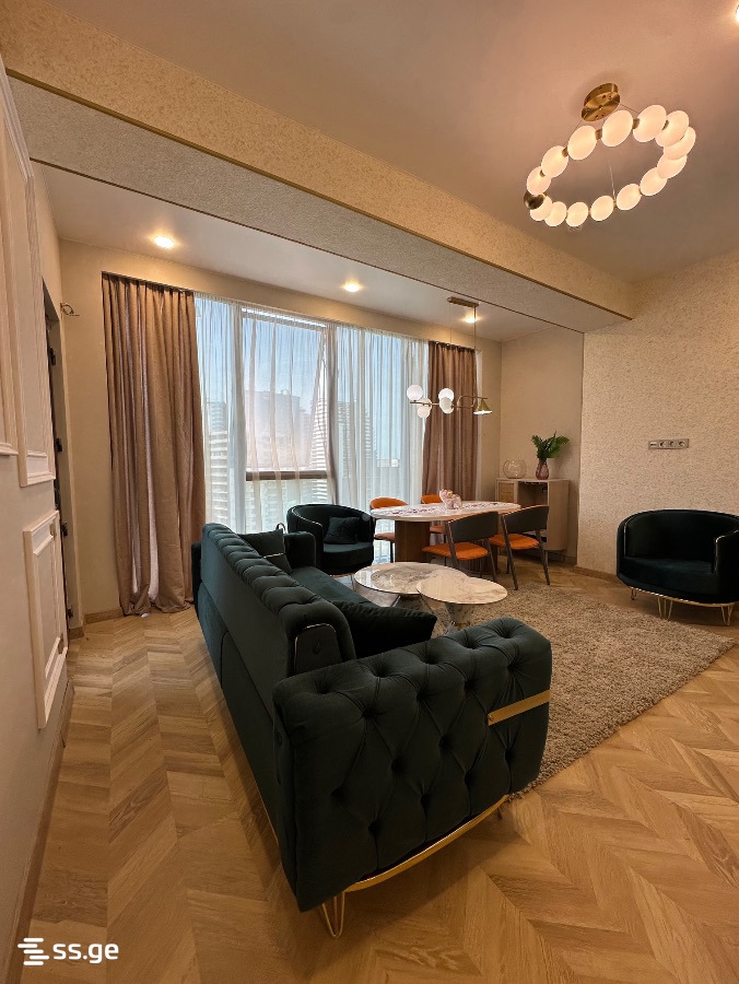 32 - 3 rooms