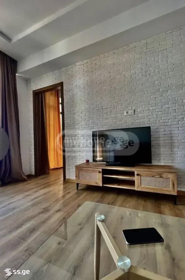 Holbruki st. - 4 rooms