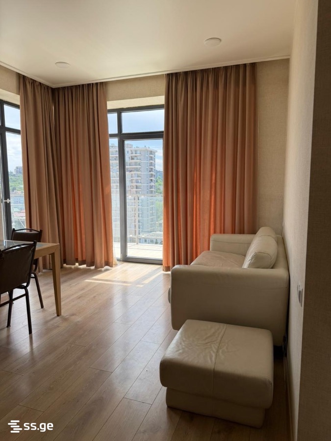 megobroba st. - 3 rooms