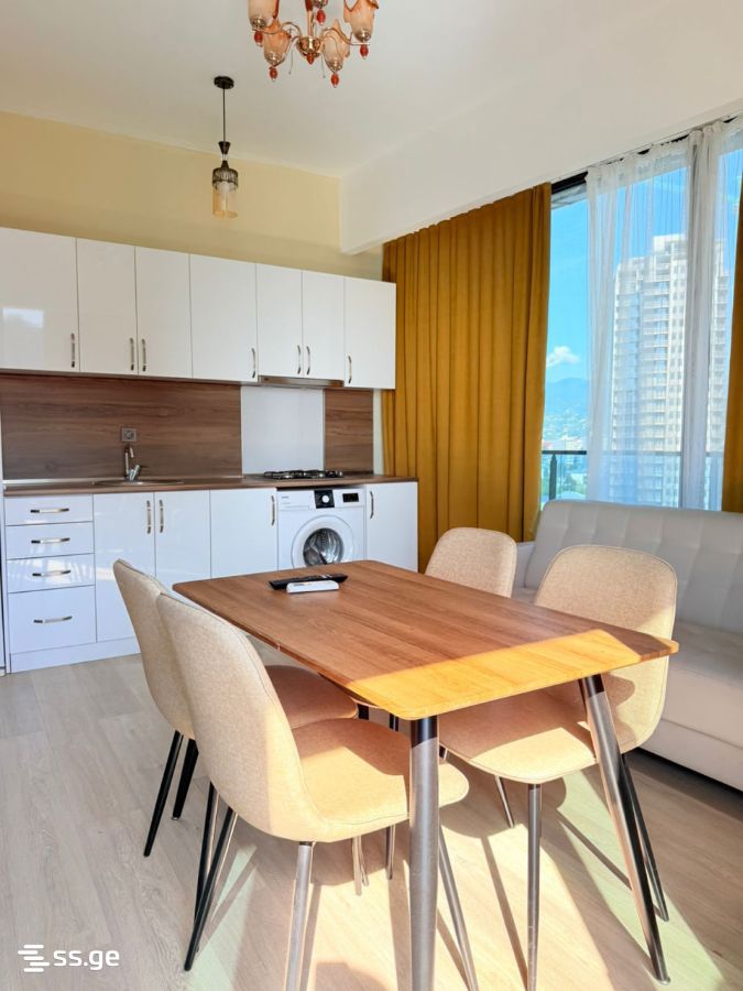 Lech and Maria Kaczynski street 1 - 2 rooms