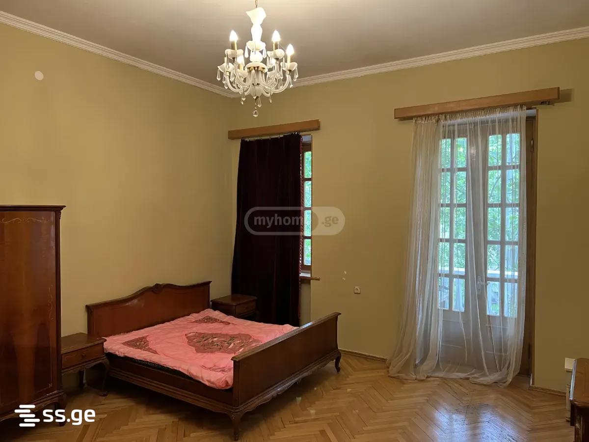 Ilia Chavchavadze I lane - 3 rooms