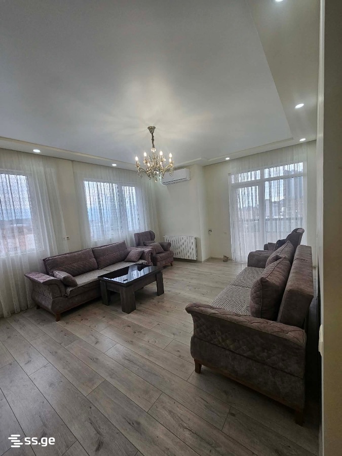 102 - 4 rooms