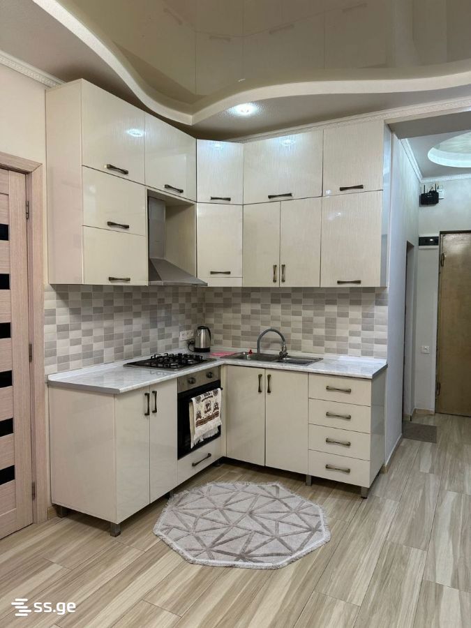 Sh. Inasaridze St. 10 - 3 rooms