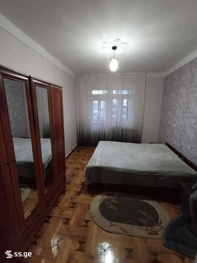 Tbel Abuseridze st. 23 - 4 rooms