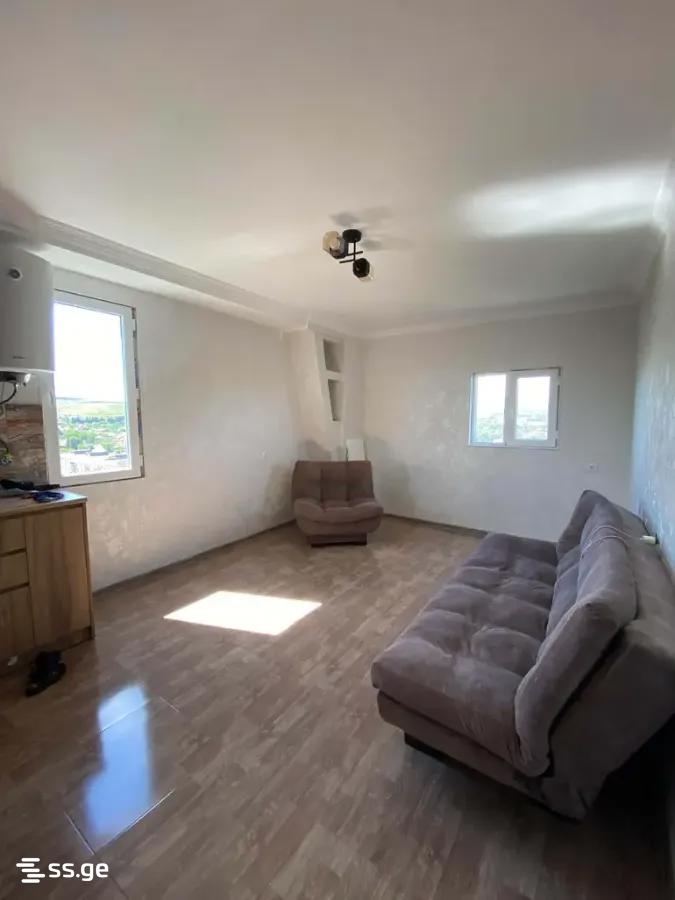 Rustavi hwy 27 - 1 rooms