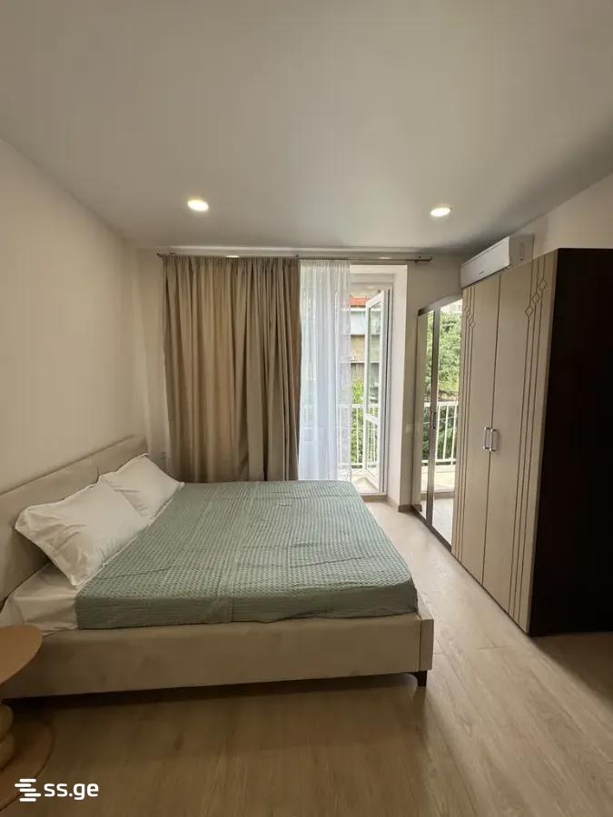 bakhtrioni st. - 1 rooms