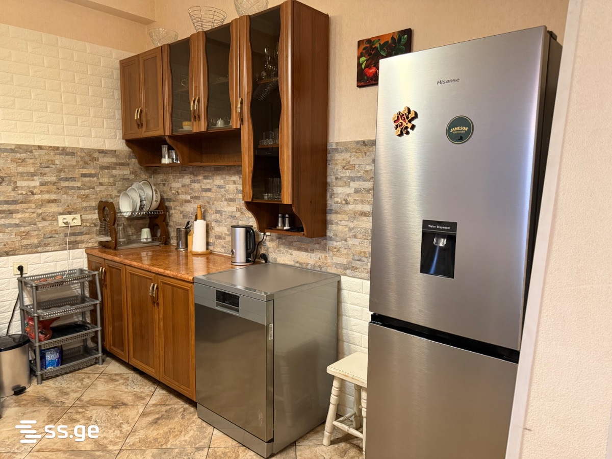 a.wereTlis avenue 73 - 4 rooms